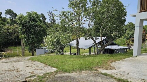 LAKE HOUSE- Adames Lake House