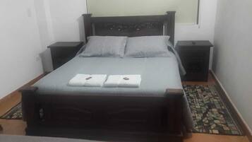 3 bedrooms, WiFi, bed sheets