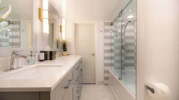 Hair dryer, towels, toilet paper