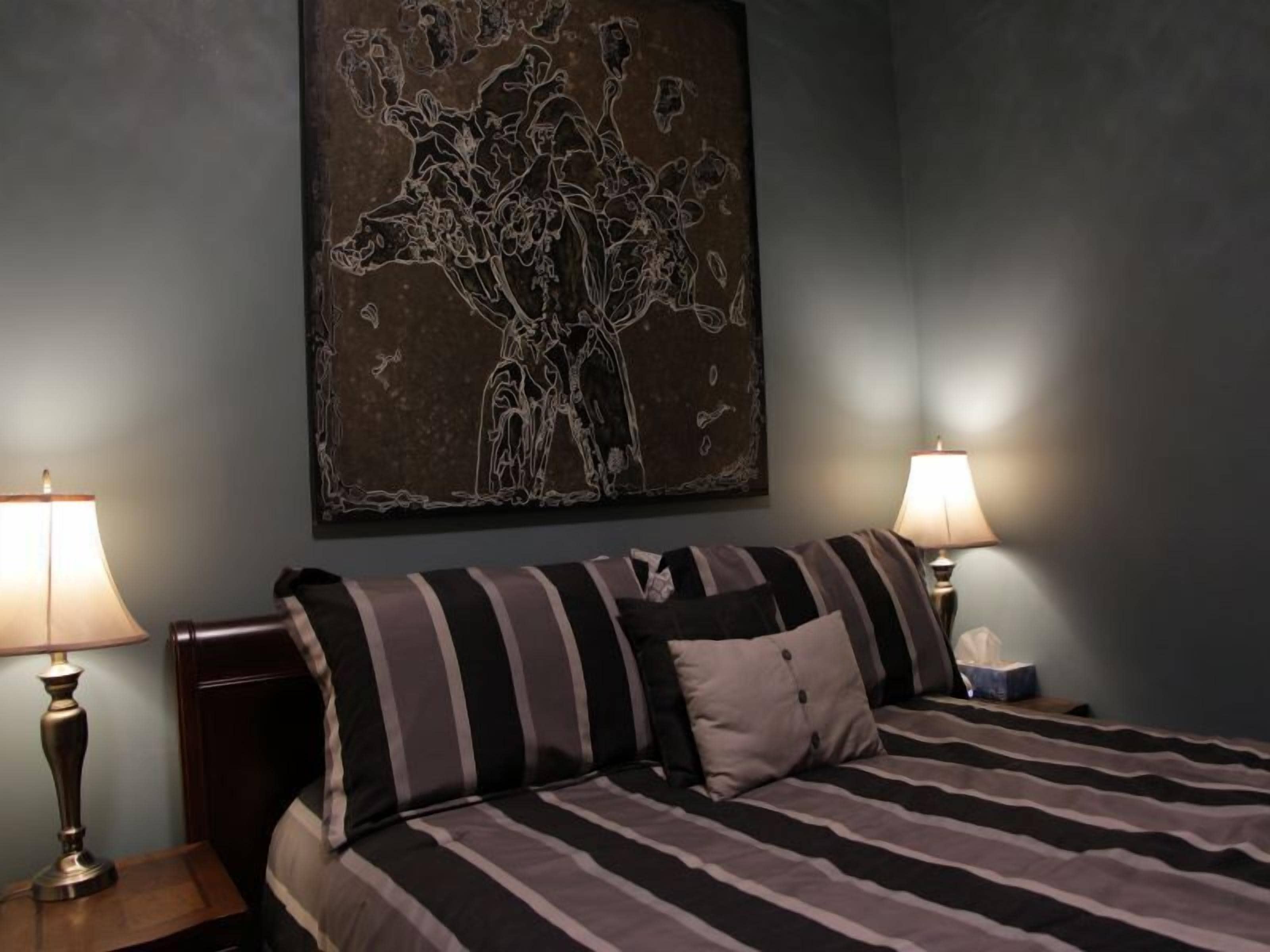 Deluxe Condo, 1 Queen Bed with Sofa bed, Non Smoking, River View