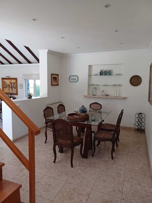 Dining - Casa do Golf (Quinta do Conde)