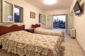 5 habitaciones, tabla de planchar con plancha y wifi gratis 