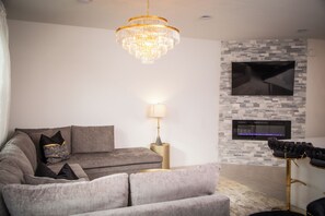 Smart-TV, Kamin