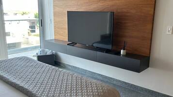 1 chambre, fer et planche Ă repasser, Wi-Fi, draps fournis