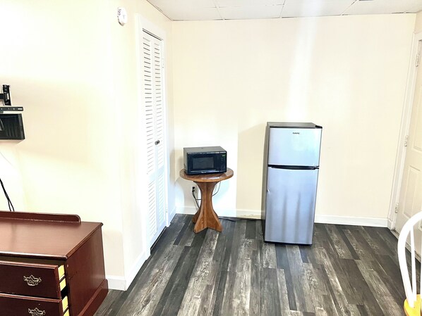 Habitación básica | Wifi gratis y ropa de cama