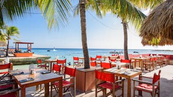 Bar en la playa
