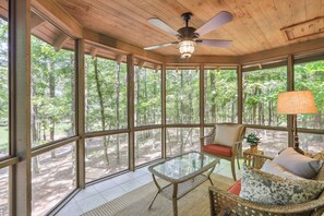 Interior - Lakefront Hamilton Cabin w/ Dock & Fire Pit! (Hamilton)