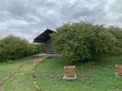 Emunyan Mara Camp