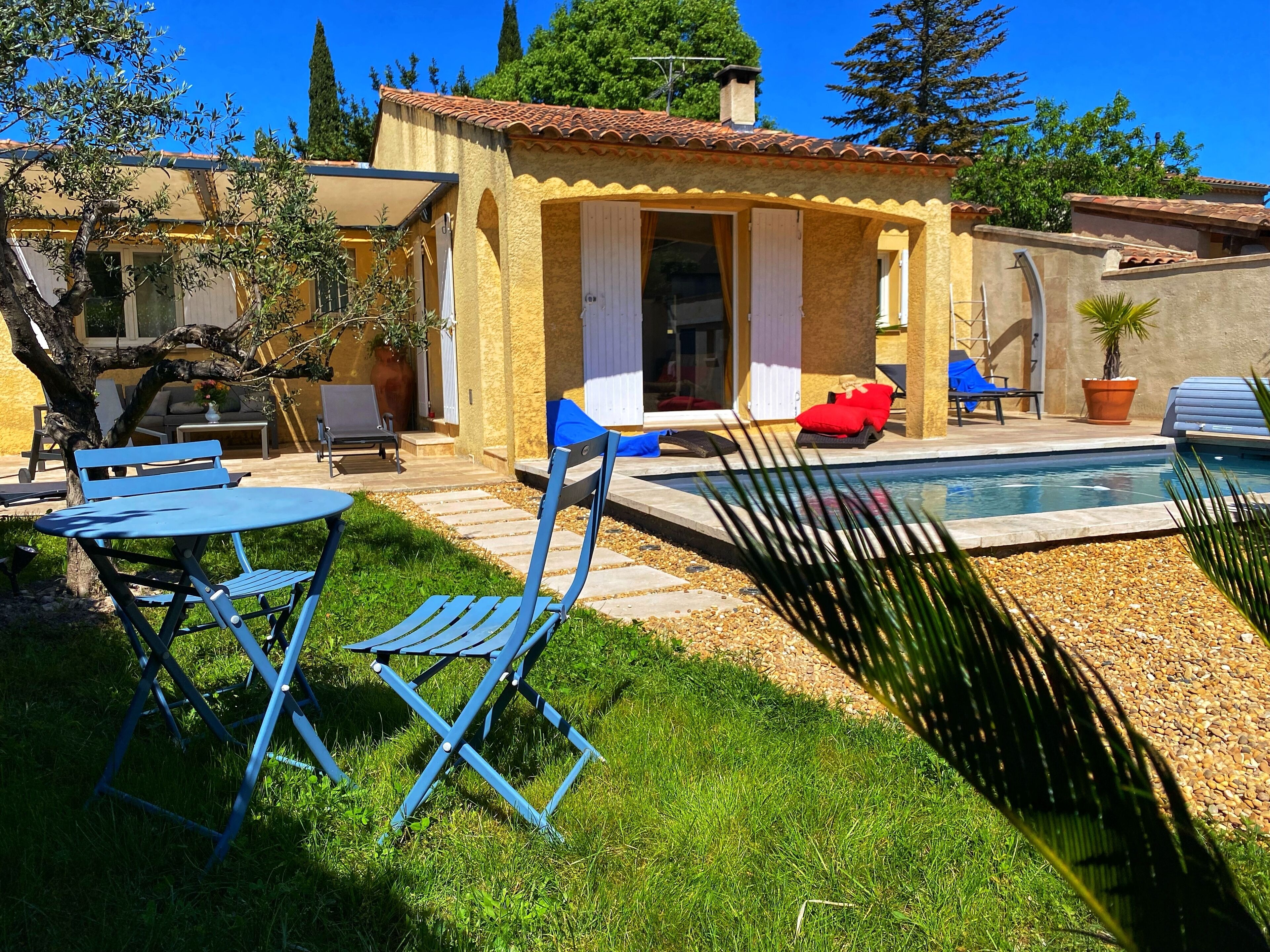 Piscine extérieure, piscine chauffée