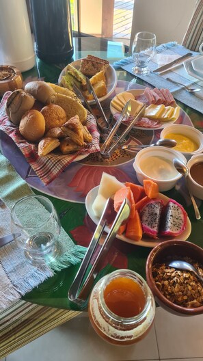 Gratis frukostbuffé varje dag