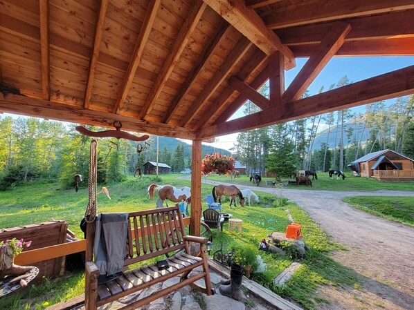 Exterior - Bear Creek Guest Ranch (Essex)