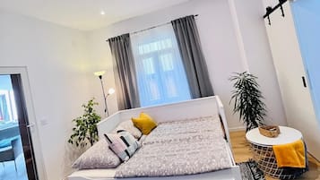 1 Schlafzimmer, Reisekinderbett, WLAN, Bettwäsche