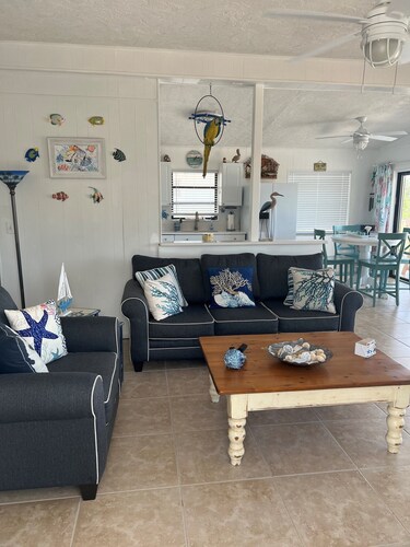 Key Largo, Paradise! Single family second floor home with gorgeous views.