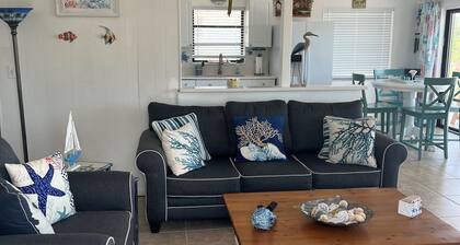 Key Largo, Paradise! Single family second floor home with gorgeous views.