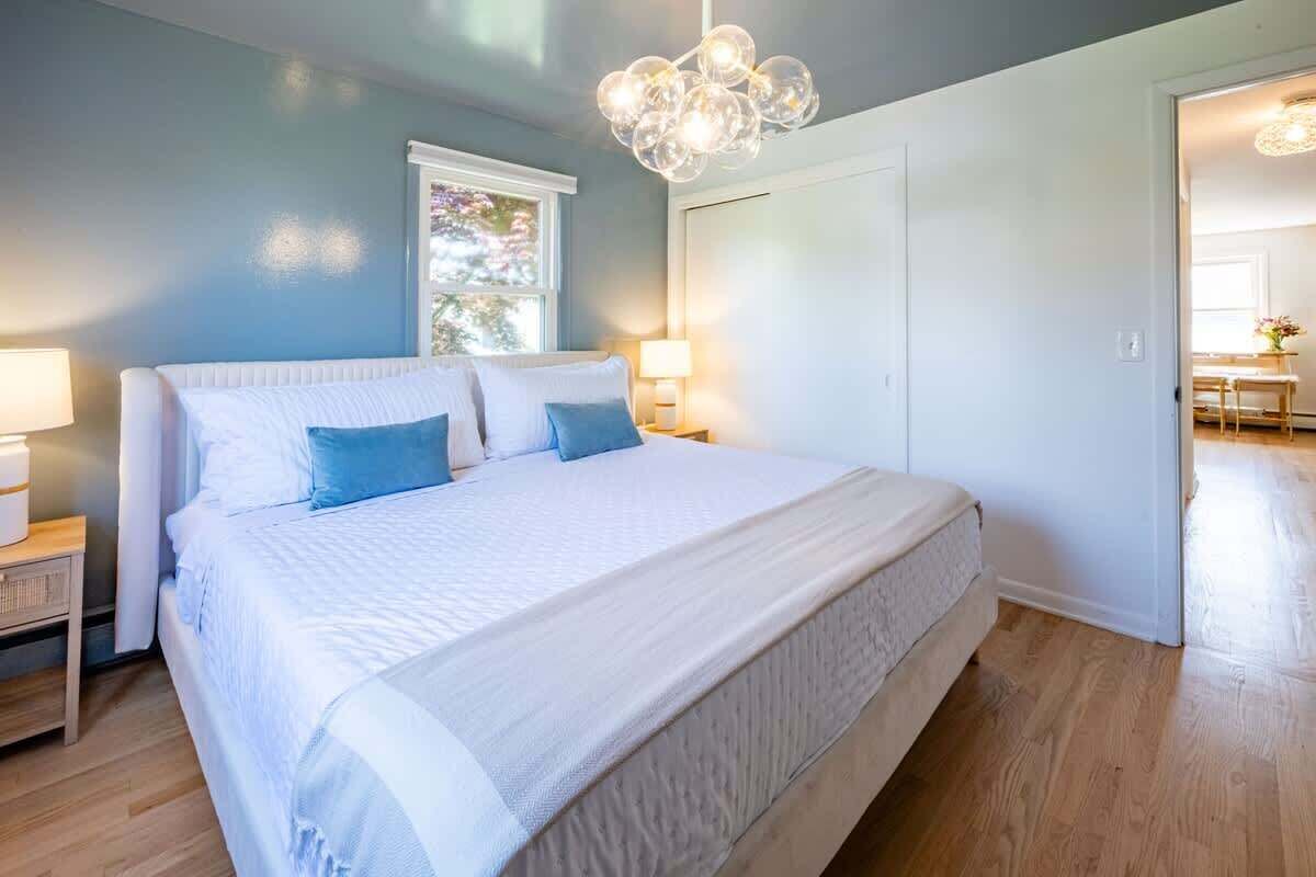 3 habitaciones, tabla de planchar con plancha y wifi gratis 