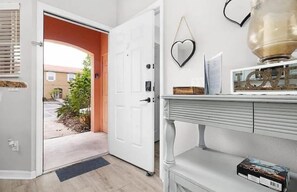 Interior - MiaCasita Stylish and Peaceful 3Bdrm Private Pool (Kissimmee)