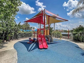 Children’s area - MiaCasita Stylish and Peaceful 3Bdrm Private Pool (Kissimmee)