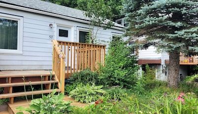 Cozy Nordic Hygge Stay in Parry Sound