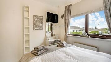 4 habitaciones, wifi gratis y ropa de cama