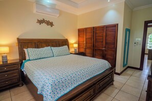 3 Schlafzimmer, Schreibtisch, kostenloses WLAN, Bettwäsche