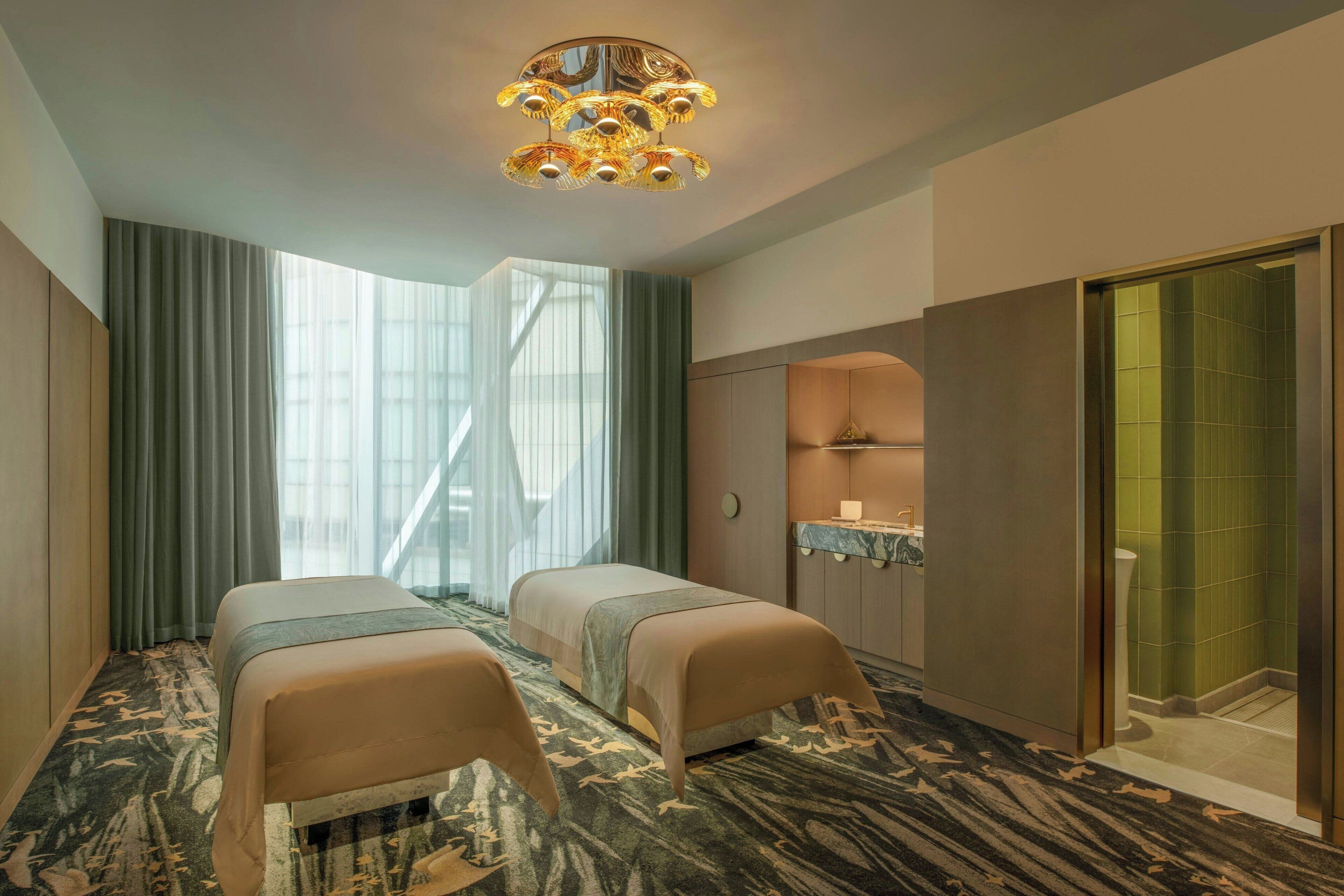 双人护理室、桑拿、湿蒸房、身体护理、芳香疗法、热石按摩