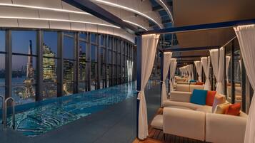 4 間酒吧/酒廊、池畔酒吧