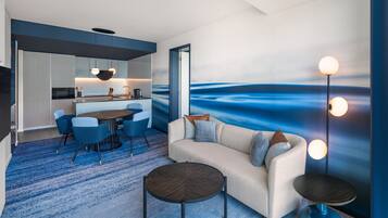 Premium bedding, down duvets, pillow-top beds, minibar