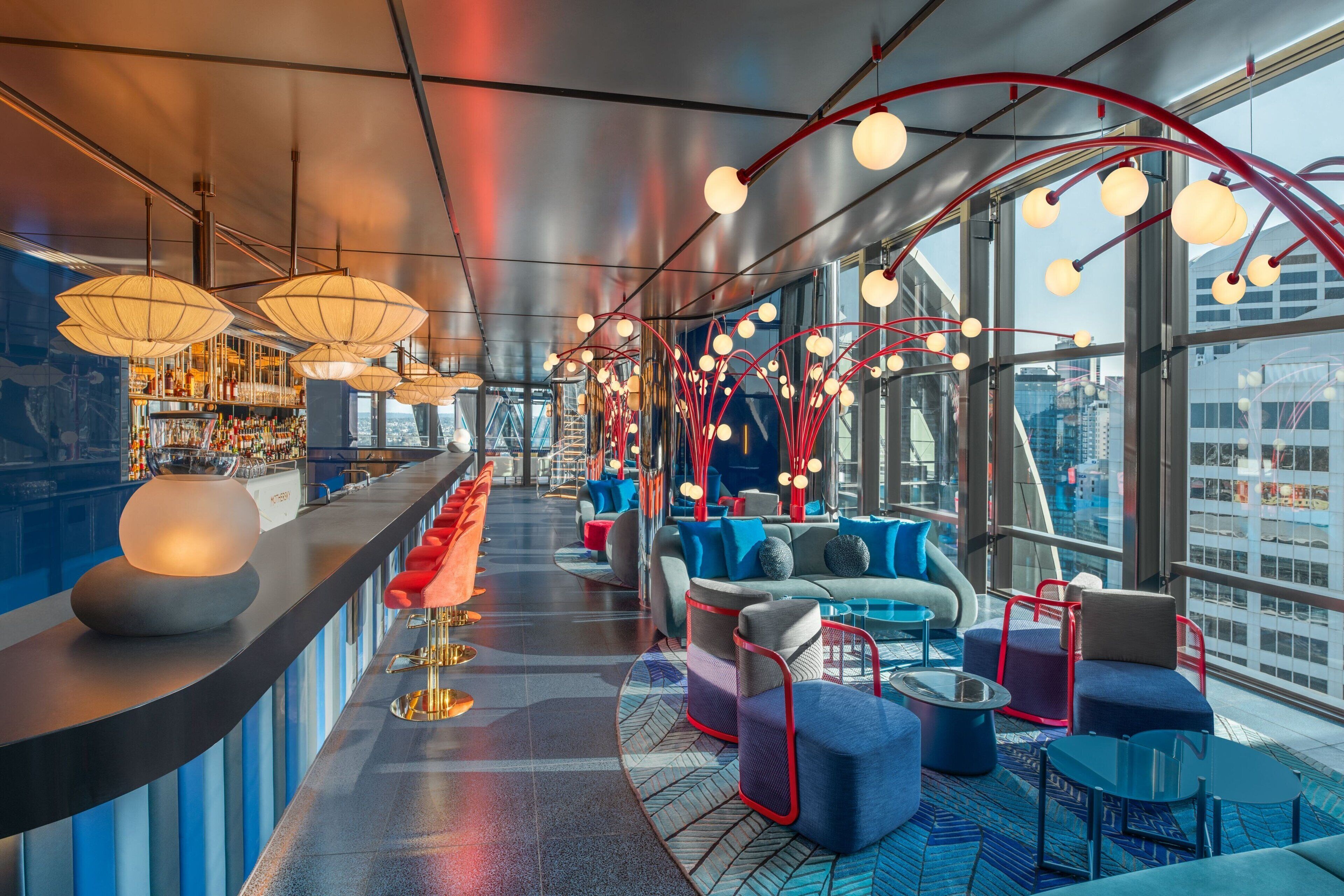 4 bars/lounges, poolside bar