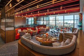 3 restaurants; breakfast, lunch, and dinner served - W Sydney (Sydney)