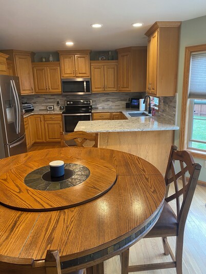 2026 Oshkosh EAA rental — 4.5 miles from the AirVenture