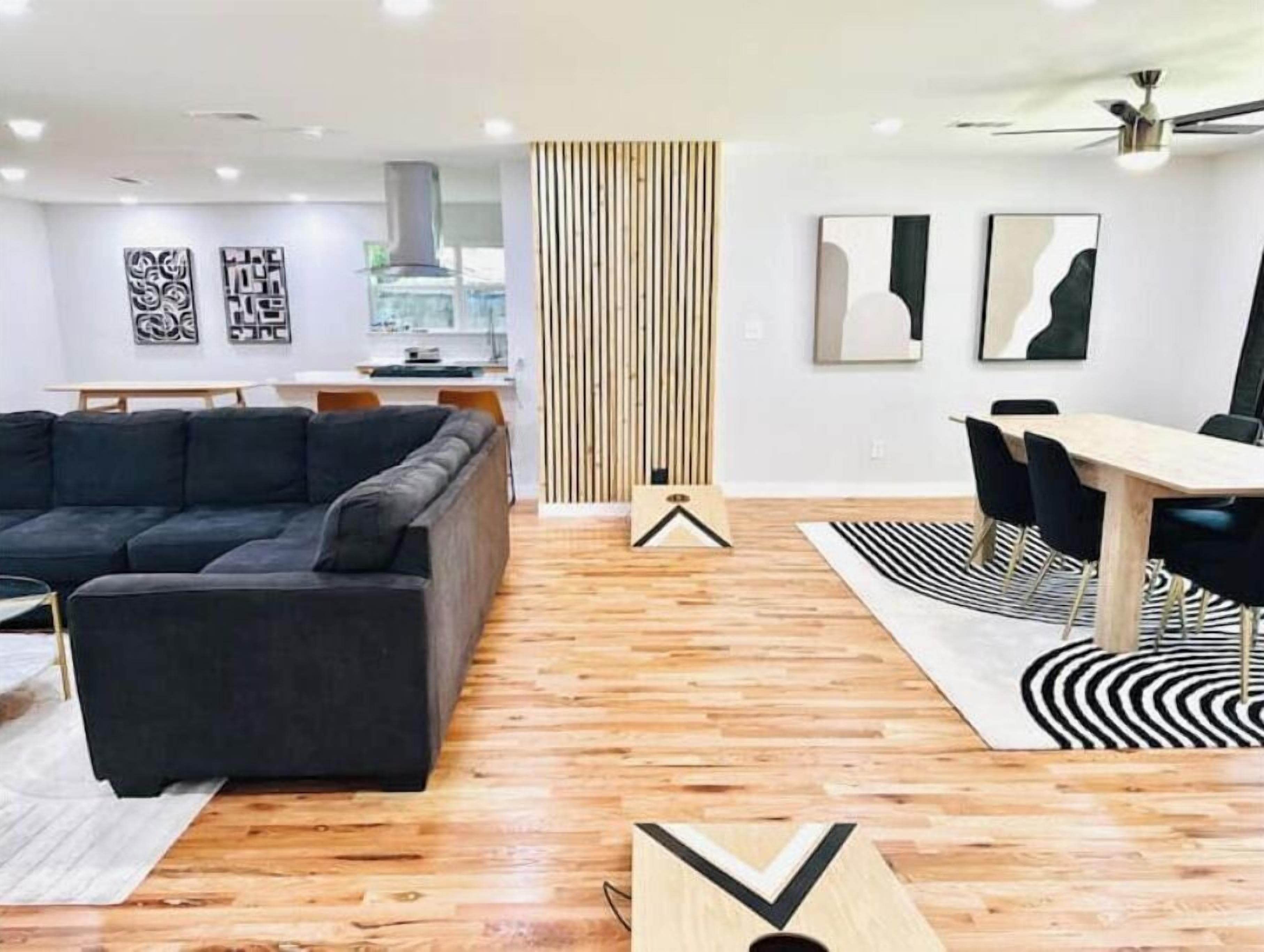 Modern 4 Bedroom Gem in Irving, Dallas