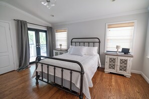 3 Schlafzimmer, Bügeleisen/Bügelbrett, WLAN, Bettwäsche