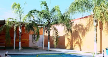 Beautiful house with pool and 1 room in Lerdo city