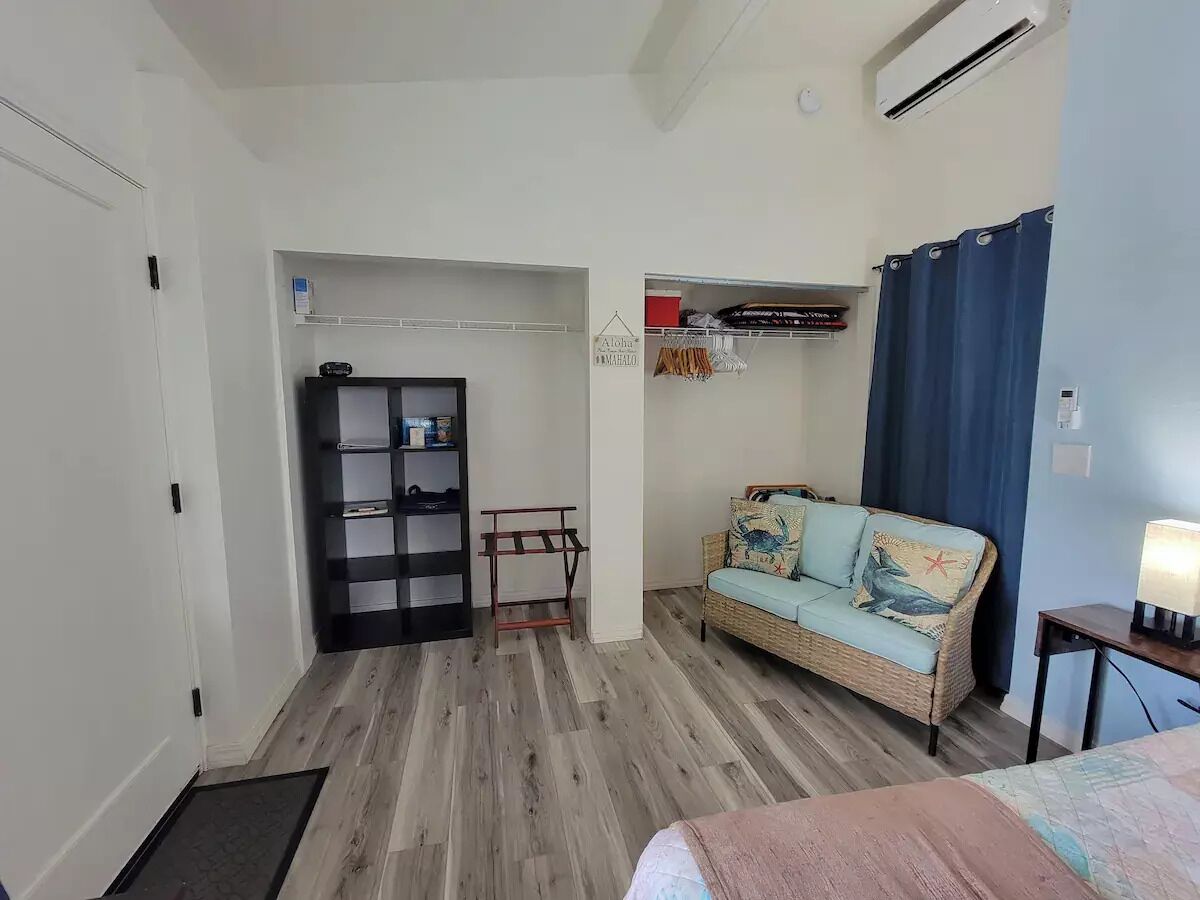 1 bedroom, desk, free WiFi, bed sheets