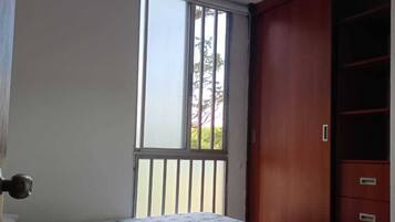 3 soverom, wi-fi og sengetøy