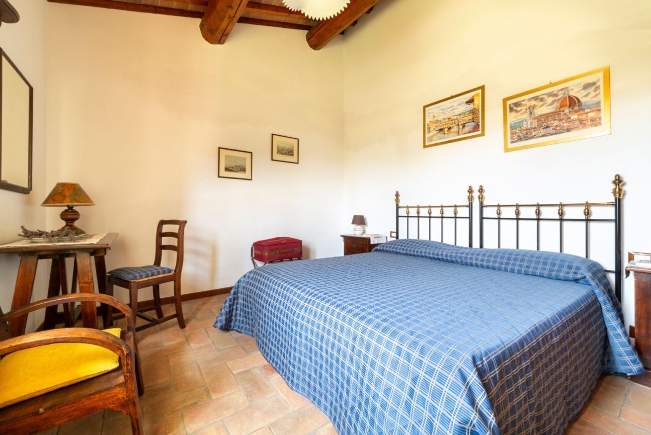 4 bedrooms, WiFi, bed sheets