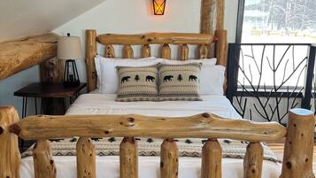 6 bedrooms, iron/ironing board, WiFi, bed sheets