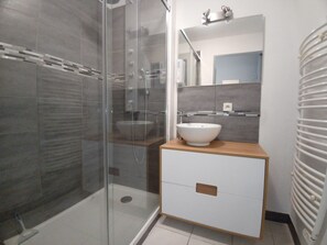 Dusche, Haartrockner
