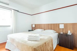 1 quarto, Wi-Fi de cortesia, roupa de cama