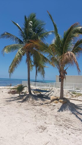 Viamarhe Cabin-Private beach, Kayak, yard games