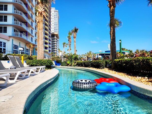 Indoor pool, outdoor pool