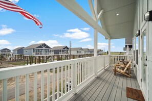 Property grounds - Brand New Home! Pet Friendly! Gulf Views! Playground! (Bolivar Peninsula)