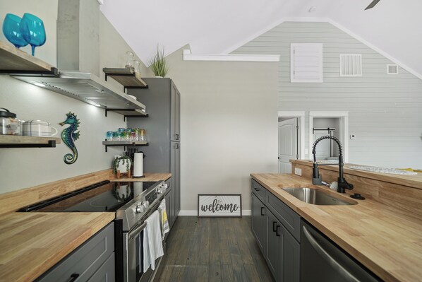 Fridge, microwave, oven, stovetop - Brand New Home! Pet Friendly! Gulf Views! Playground! (Bolivar Peninsula)