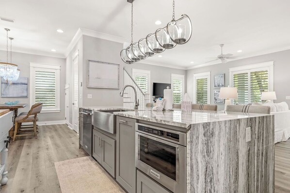 Fridge, microwave, oven, stovetop - Escape to Paradise: Welcome to Fly Me to the Dune, Your Ultimate Beach Retreat on the Emerald Coast! (Santa Rosa Beach)