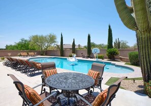 Beheizter Pool