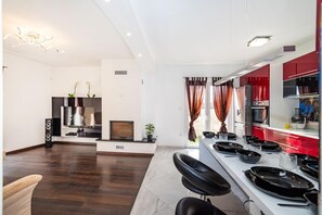 House | 3 bedrooms - Holiday Houses, Villas Tome - Comfortable & Modern (Nin)