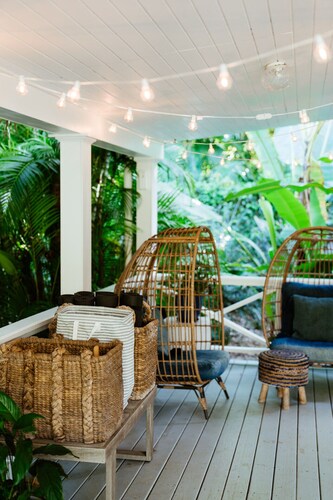 Beachfront Cottage #6