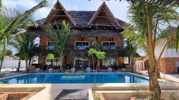 Suite Studio Deluxe, plusieurs lits, vue piscine