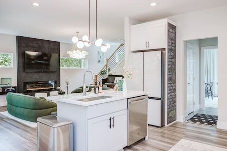 Interior. Luxe Home 4 Mins to Duke, DPAC, Downtown Durham | King Beds, Pool, Fire Pit, BBQ, Pet OK