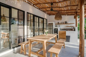 Dining - Villas Ruta I & II (Tabanan)